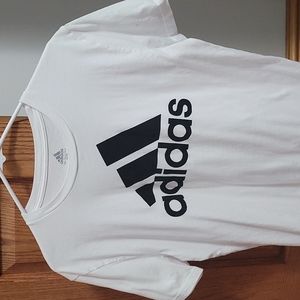 Youth xl 18/20 Adidas t shirt